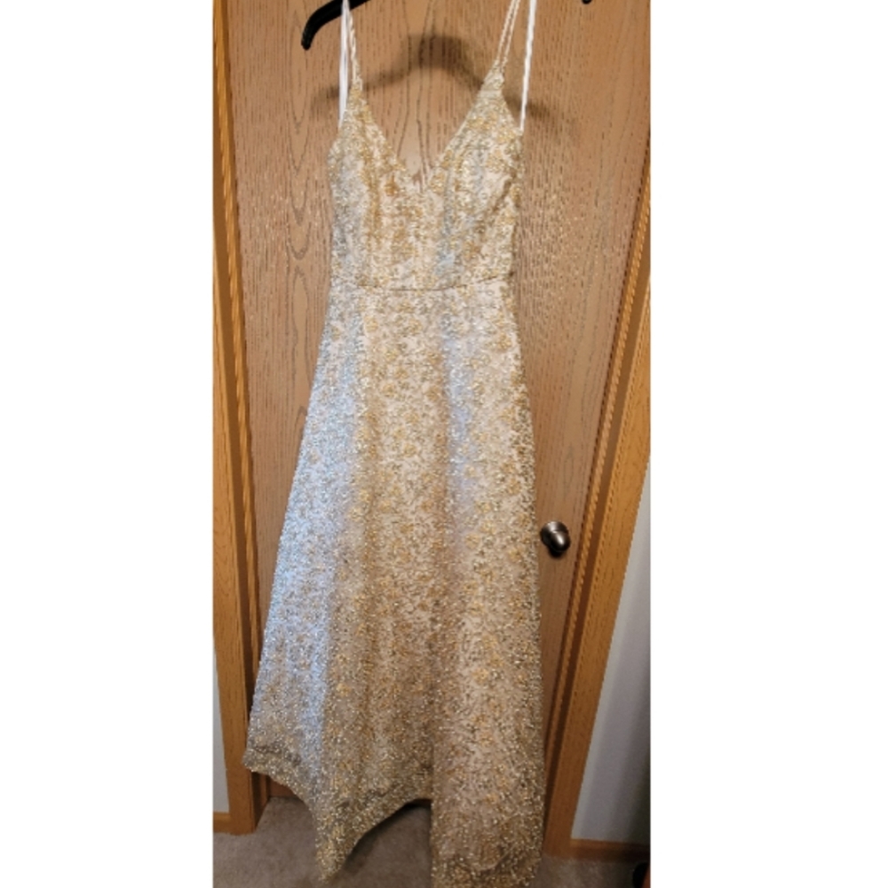 Stunning Golden prom dress